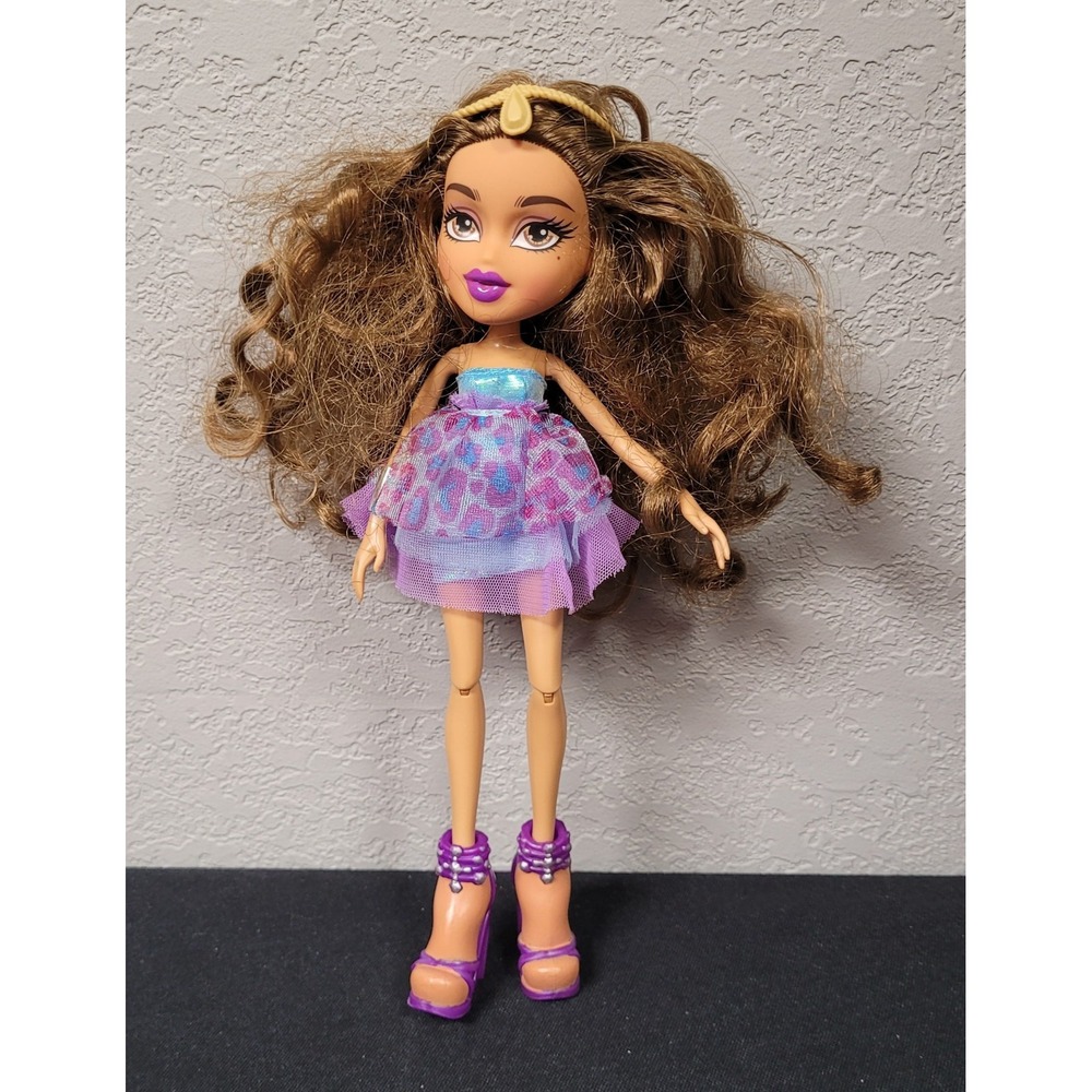 Bratz Metallic Madness Yasmin (MGA Entertainment 2015)